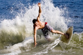 开云体育入口-舞台中央，追风少年，当杰伦·格林在F1年度争冠之夜点燃全场