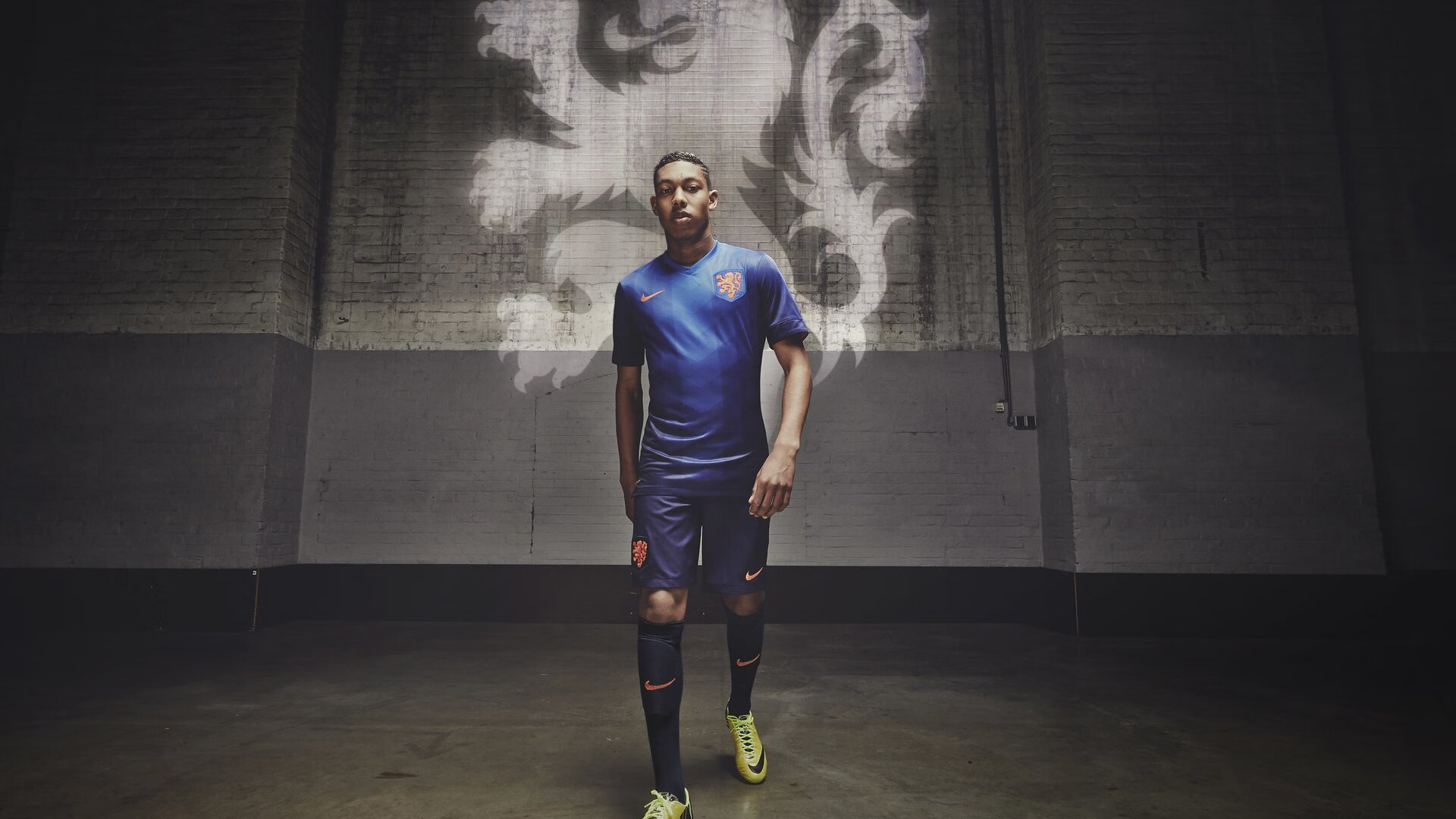 欧冠半决赛之夜，弗拉霍维奇，一个名字如何击碎一座城池